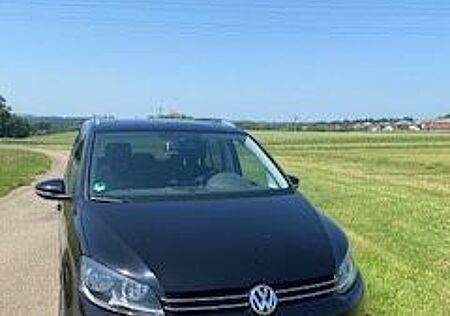 VW Touran Volkswagen 2.0 TDI DSG CUP Standheizung Panoramadach