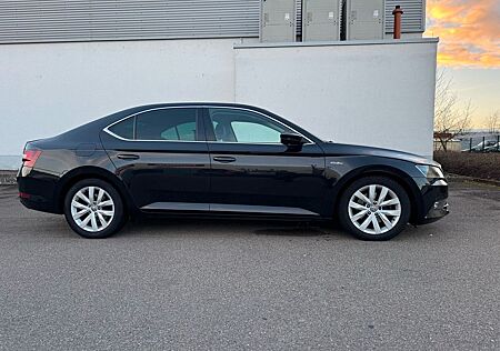 Skoda Superb 2.0 TDI SCR DSG Laurin & Klement