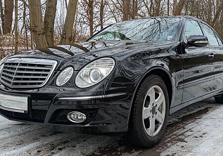 Mercedes-Benz E 200 ELEGANCE - Standheizung