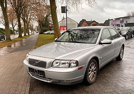 Volvo S80 Lim. 2.4*AUTOMATIK*LEDER*PDC*TÜV 2025*