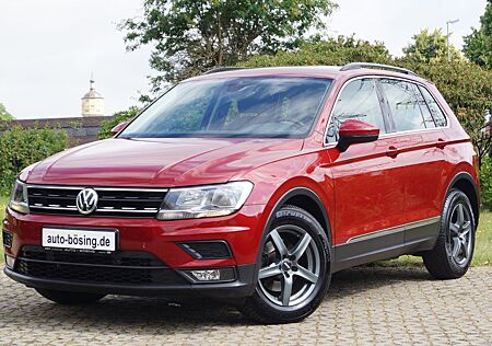 VW Tiguan Volkswagen 2.0TDI Comfortline NAVI-AHK.-PDC.-1.HAND-