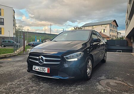 Mercedes-Benz B 180 d - kamera