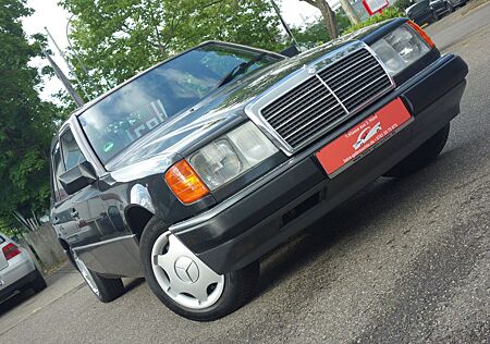 Mercedes-Benz 200 200E Schiebedach H-Gutachten
