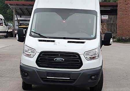 Ford Transit Motor, Kupplung und Turbo neu