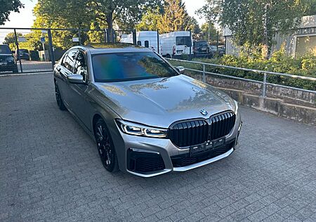 BMW 740Li /M-PAKET/20"/PANO/HUD/DIST/MASS/H&K/VOLL