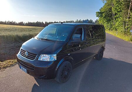 VW T5 Multivan Volkswagen 2,5 TDI 18 Zoll AHK 8-fach 5,2t Ges.
