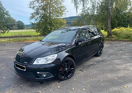 Skoda Octavia Combi 2.0 TFSI RS RS