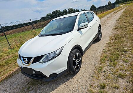 Nissan Qashqai 1.2 DIG-T Visia Visia