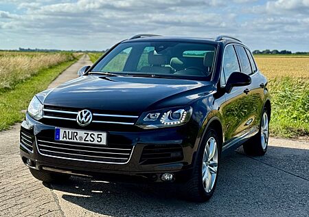 VW Touareg Volkswagen 3.0 V6 TDI Exclusive (Vollausstattung)