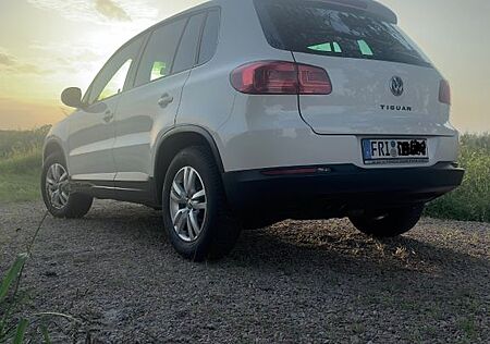 VW Tiguan Volkswagen 1.4 TSI 90kW BlueMot Tech Sport & Sty...
