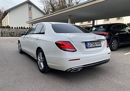 Mercedes-Benz E 220 d Autom. -