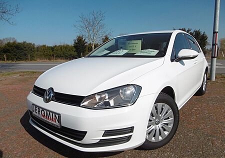 VW Golf Volkswagen 1.2 TSI 63kW BMT Trendline