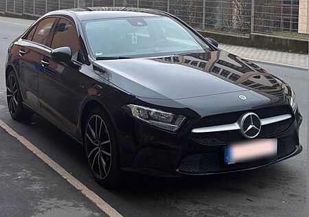 Mercedes-Benz A 250 e DCT -
