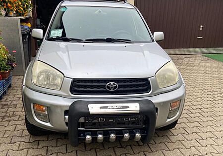Toyota RAV 4 2.0 4x4 -