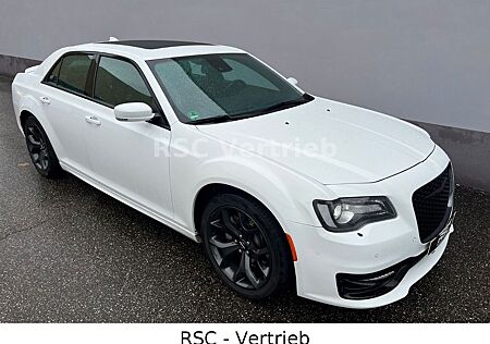 Chrysler 300C /300S*Panorama*Keyless*5,7l-V8*Autom.*Navi*