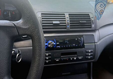 BMW 318i touring -