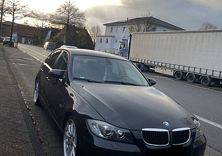 BMW 318i -