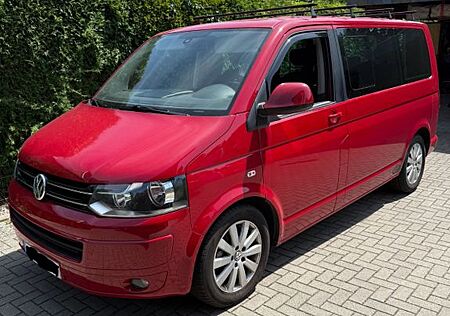 VW T5 Multivan Volkswagen Motor neu
