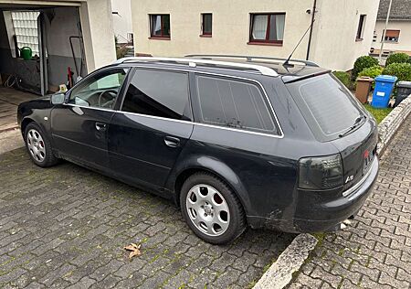 Audi A6 2.5 TDI Avant -