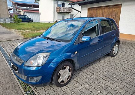 Ford Fiesta 1,3 51 kW Ambiente Ambiente