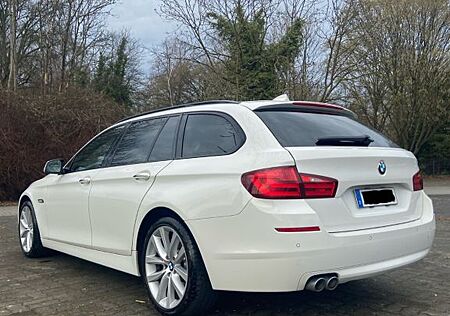 BMW 520d Touring A Modern Line Modern Line