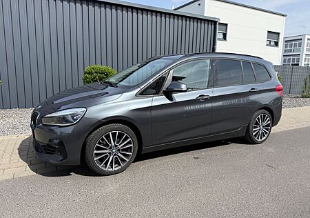 BMW 216i Active Tourer Sport Line+AHK+KAMERA+SERVICE