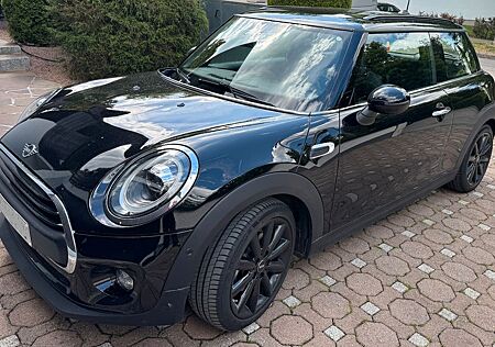 Mini ONE Black/LED UNION JACK/Kamera/ParkAssistent!