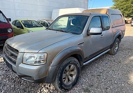 Ford Ranger Doppelkabine 4X4 Klima