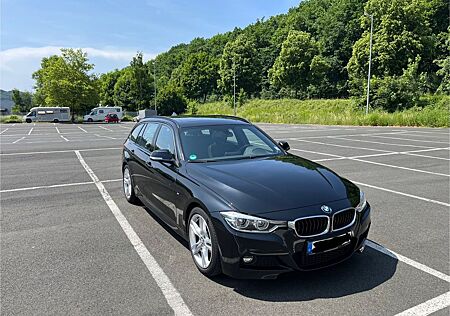 BMW 330i Touring M Sport Shadow Automatic M Spor...