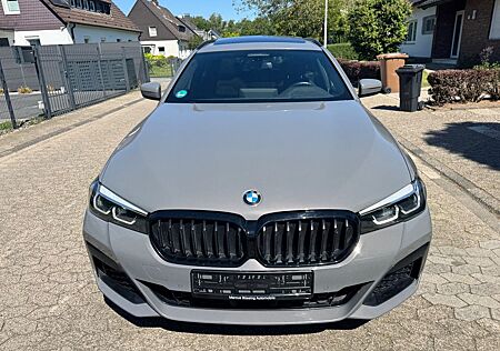BMW 530 d M-SPORTPAKET PANORAMA PROFESSIONAL ASSIST