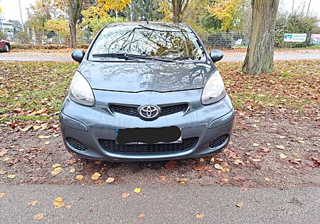 Toyota Aygo (X) Aygo , 1,0 l,