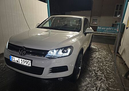 VW Touareg Volkswagen 3.0 V6 TDI Tiptr Exclusive BMT Terra...