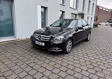 Mercedes-Benz C 350 gebraucht kaufen Mercedes-Benz C 350 CDI Avantgarde * Automatik * Panorama-Dach