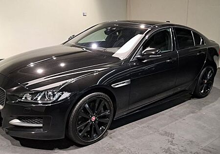 Jaguar XE R-Sport AWD