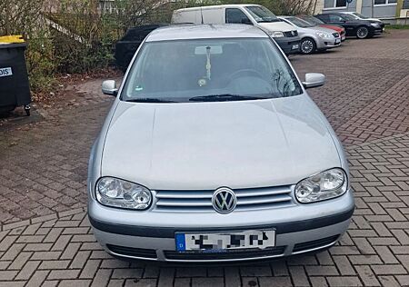 VW Golf Volkswagen 1.4 Basis