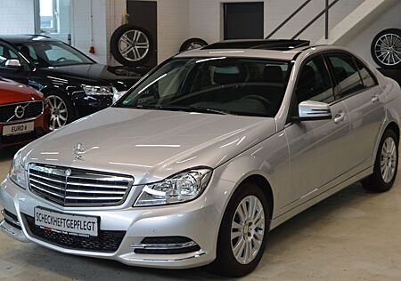 Mercedes-Benz C 180 /MB-Scheckhefthistory/Navi/SHZ/PDC/GSD