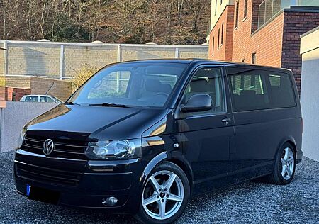 VW T5 Multivan Volkswagen 2.0 TDI