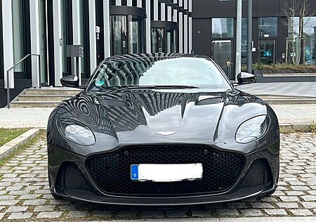 Aston Martin DBS 5.2 V12 -