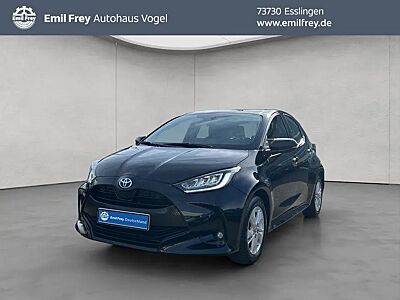 TOYOTA Yaris Hybrid 1.5 VVT-i Team Deutschland
