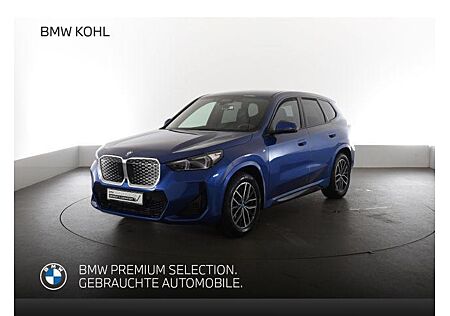 BMW iX1 xDrive30