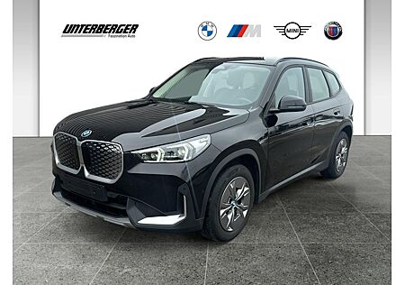BMW iX1 xDrive30