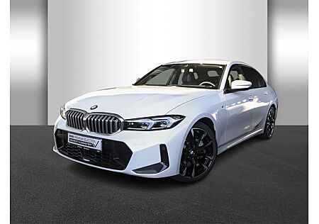 BMW 330i xDrive Limousine