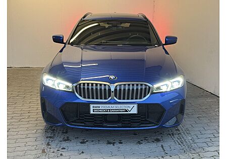 BMW 330e