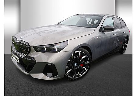 BMW X5 M60 i5 M60 xDrive Touring