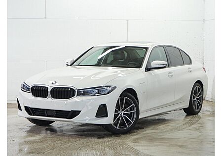 BMW 330E