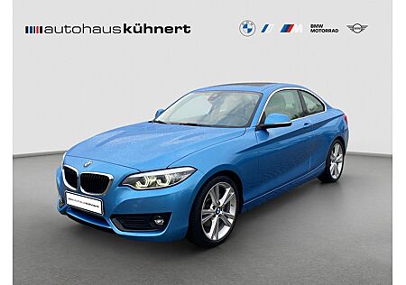 BMW 220i Coupe