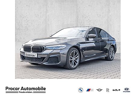 BMW 520i