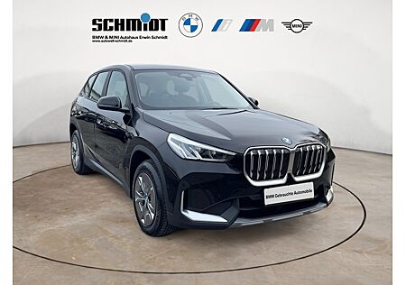 BMW iX1 xDrive30 (U11)