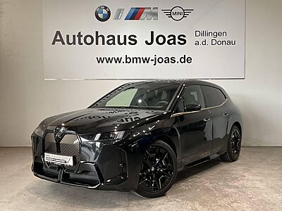 BMW iX xDrive60