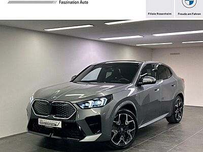 BMW iX2 xDrive30